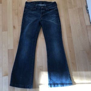 Low waist flared jeans rarely worn size 26